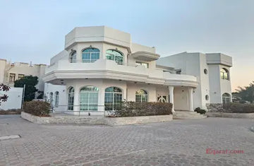 💫 Commercial Villa for Lease | Prime Location on Al Wasl Road ⚡